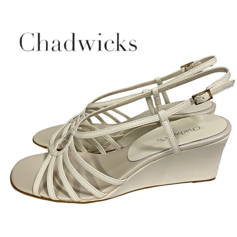 New in Box Chadwick's Women's Ivory Leather Wedge Sandals 9
